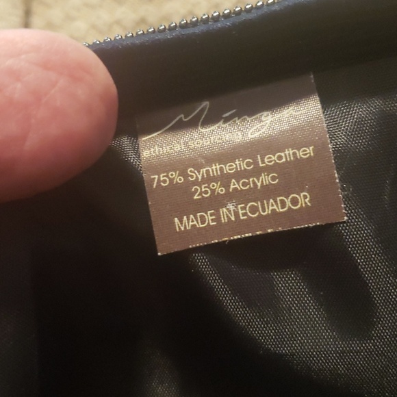 NWT Minga bag with adjustable strap - Picture 4 of 8